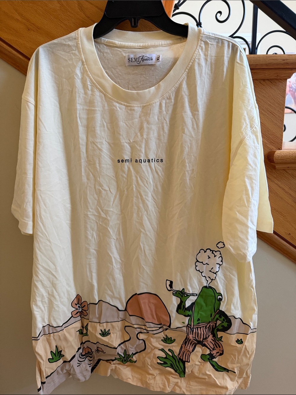 Semi Aquatics Cream Graphic Tee Size XL New